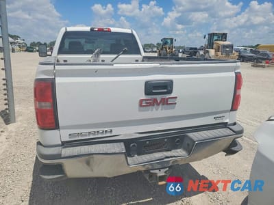 Zdjęcie 6 z 13 samochodu: 2015 GMC SIERRA C2500 HEAVY DUTY VIN:1GT21XEG5FZ125648 - miniatura