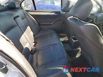 Zdjęcie 10 z 12 samochodu: 2002 BMW 325 I VIN:WBAEV33492KL68351 - miniatura