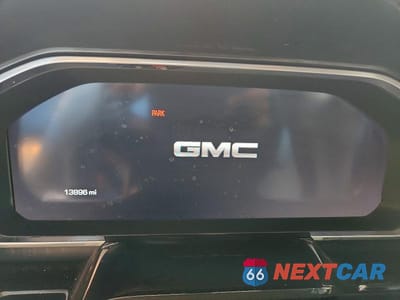 Zdjęcie 9 z 13 samochodu: 2026 GMC SIERRA K1500 SLT VIN:1GTUUDED9TZ231388 - miniatura
