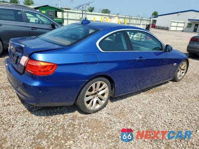 Trzecie zdjęcie samochodu z tyłu: 2011 BMW 328 XI SULEV VIN:WBAKF5C51BE586884 - miniatura
