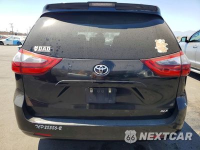 Zdjęcie 6 z 13 samochodu: 2020 TOYOTA SIENNA XLE 8-PASSENGER VIN:5TDYZ3DC7LS036901 - miniatura