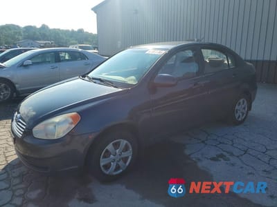2008 HYUNDAI ACCENT GLS KMHCN46C98U175452 - główne zdjęcie licytacji z USA - miniatura