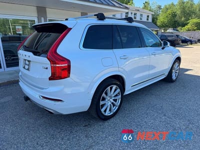 Czwarte zdjęcie samochodu z boku: 2019 VOLVO XC90 T6 INSCRIPTION VIN:YV4A22PL6K1487077 - miniatura