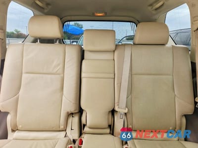 Zdjęcie 10 z 13 samochodu: 2016 LEXUS GX 460 VIN:JTJBM7FX2G5134948 - miniatura