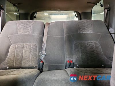 Zdjęcie 10 z 13 samochodu: 2002 GMC ENVOY VIN:1GKDT13S422381391 - miniatura