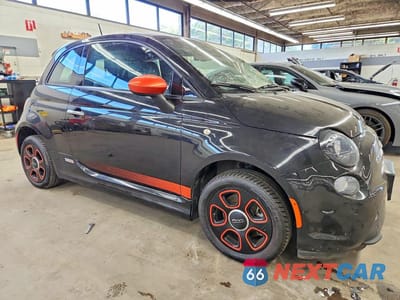 Czwarte zdjęcie samochodu z boku: 2013 FIAT 500 ELECTRIC VIN:3C3CFFGE9DT663239 - miniatura