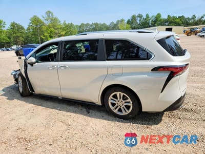 Drugie zdjęcie samochodu z przodu: 2025 TOYOTA SIENNA LIMITED 7-PASSENGER VIN:5TDZSKFC4SS156637 - miniatura