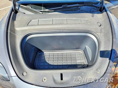 Zdjęcie 12 z 14 samochodu: 2024 TESLA MODEL Y VIN:7SAYGDED6RF096123 - miniatura