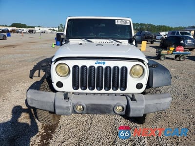 Piąte zdjęcie samochodu w środku: 2015 JEEP WRANGER VIN:1C4BJWDG0FL663124 - miniatura