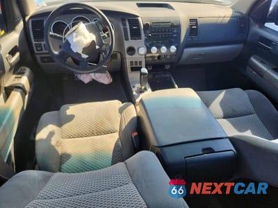 Zdjęcie 8 z 12 samochodu: 2011 TOYOTA TUNDRA DOUBLE CAB SR5 VIN:5TFRM5F17BX024198 - miniatura