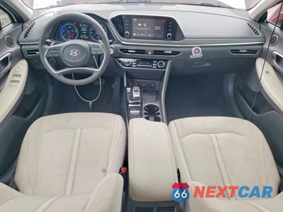 Zdjęcie 8 z 12 samochodu: 2021 HYUNDAI SONATA HYBRID BLUE VIN:KMHL24JJ0MA033100 - miniatura