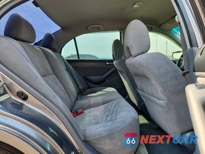 Zdjęcie 10 z 12 samochodu: 2004 HONDA CIVIC LX VIN:2HGES16584H532334 - miniatura