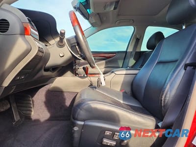 Zdjęcie 7 z 12 samochodu: 2008 LEXUS LS 460 VIN:JTHBL46F285062628 - miniatura