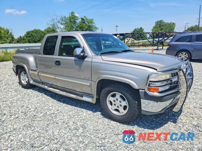 Czwarte zdjęcie samochodu z boku: 2000 CHEVROLET SILVERADO C1500 VIN:2GCEC19T9Y1223511 - miniatura