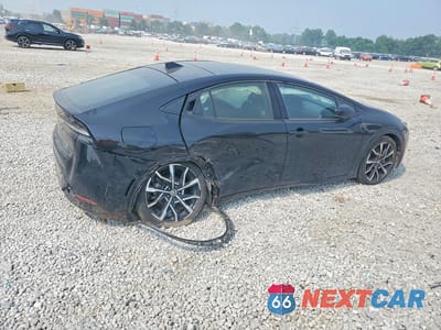 Trzecie zdjęcie samochodu z tyłu: 2023 TOYOTA PRIUS PRIME XSE PREMIUM VIN:JTDACACU6P3006734 - miniatura