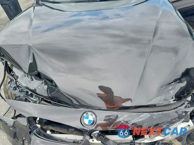 Zdjęcie 11 z 12 samochodu: 2017 BMW 330 XI VIN:WBA8D9C38HA011526 - miniatura