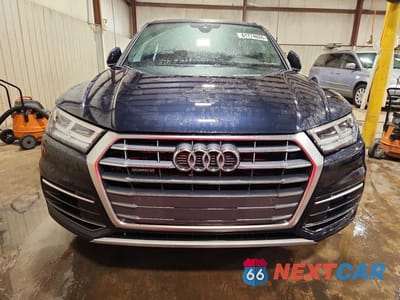 Piąte zdjęcie samochodu w środku: 2018 AUDI Q5 PREMIUM PLUS VIN:WA1BNAFY8J2147440 - miniatura