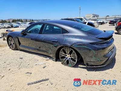 Drugie zdjęcie samochodu z przodu: 2021 PORSCHE TAYCAN VIN:WP0AA2Y10MSA17971 - miniatura