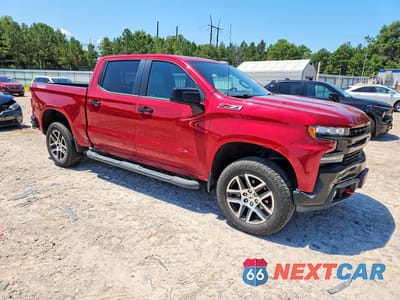 Czwarte zdjęcie samochodu z boku: 2020 CHEVROLET SILVERADO K1500 LT TRAIL BOSS VIN:1GCPYFED1LZ112098 - miniatura