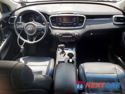 Zdjęcie 8 z 13 samochodu: 2016 KIA SORENTO EX VIN:5XYPHDA13GG034265 - miniatura
