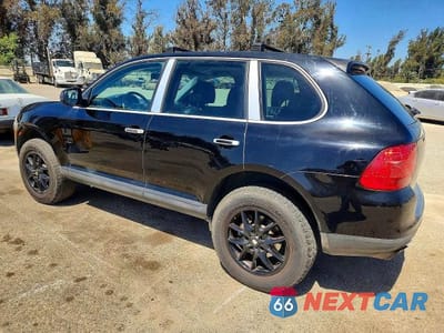 Drugie zdjęcie samochodu z przodu: 2004 PORSCHE CAYENNE S VIN:WP1AB29P44LA74924 - miniatura