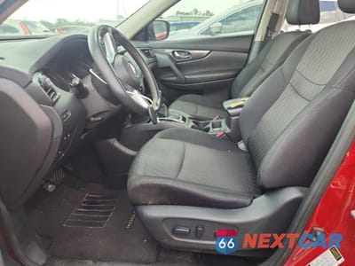 Zdjęcie 7 z 13 samochodu: 2018 NISSAN ROGUE SV VIN:5N1AT2MT3JC841981 - miniatura