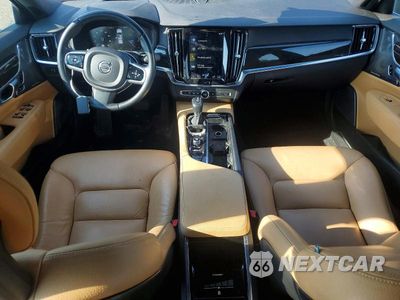 Zdjęcie 8 z 12 samochodu: 2018 VOLVO S90 T6 MOMENTUM VIN:LVY992MK8JP020423 - miniatura