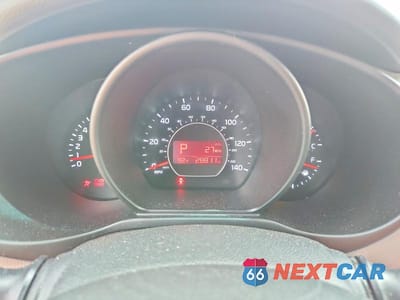 Zdjęcie 9 z 13 samochodu: 2019 KIA SOUL BASE VIN:KNDJN2A25K7681283 - miniatura