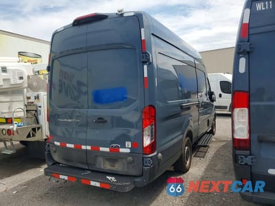 Trzecie zdjęcie samochodu z tyłu: 2020 FORD TRANSIT 250 DELIVERY VAN VIN:1FTBR3X80LKA86947 - miniatura