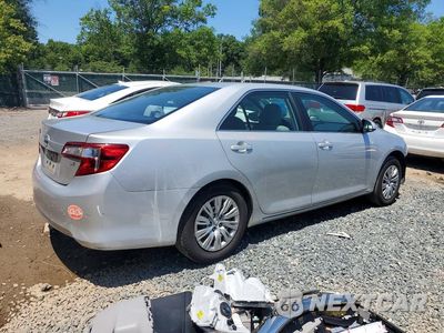 Trzecie zdjęcie samochodu z tyłu: 2012 TOYOTA CAMRY LE VIN:4T1BF1FKXCU001753 - miniatura