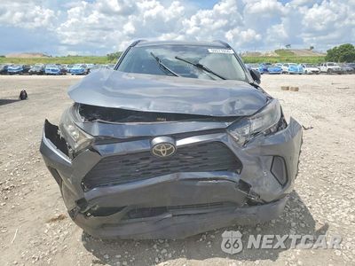 Piąte zdjęcie samochodu w środku: 2019 TOYOTA RAV4 LE VIN:JTMH1RFV6KD507441 - miniatura