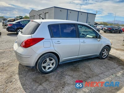 Trzecie zdjęcie samochodu z tyłu: 2008 NISSAN VERSA S/SL VIN:3N1BC13E88L353603 - miniatura