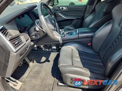 Zdjęcie 7 z 13 samochodu: 2021 BMW X5 M VIN:5YMJU0C02M9D94553 - miniatura