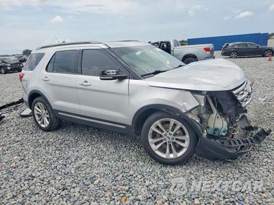 Czwarte zdjęcie samochodu z boku: 2018 FORD EXPLORER XLT VIN:1FM5K8D89JGB98242 - miniatura