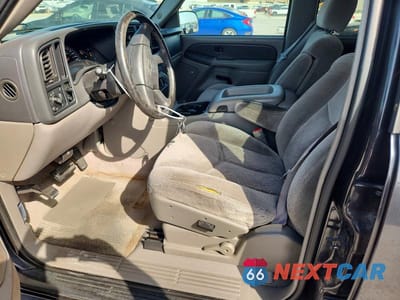 Zdjęcie 7 z 13 samochodu: 2003 CHEVROLET SUBURBAN C1500 VIN:3GNEC16Z03G213255 - miniatura