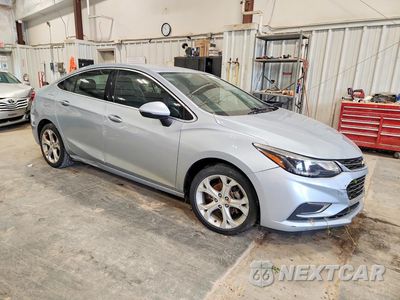 Czwarte zdjęcie samochodu z boku: 2017 CHEVROLET CRUZE PREMIER VIN:1G1BF5SM9H7188422 - miniatura
