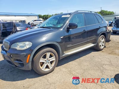 2012 BMW X5 XDRIVE35D 5UXZW0C55CL672263 - główne zdjęcie licytacji z USA - miniatura