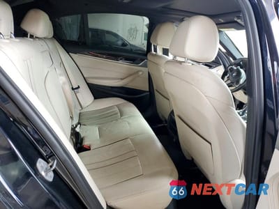 Zdjęcie 10 z 12 samochodu: 2019 BMW 540 I VIN:WBAJE5C53KWW31638 - miniatura