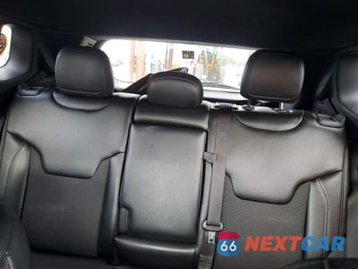 Zdjęcie 10 z 13 samochodu: 2023 JEEP COMPASS LATITUDE VIN:3C4NJDBN3PT522007 - miniatura