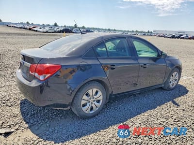 Trzecie zdjęcie samochodu z tyłu: 2014 CHEVROLET CRUZE LS VIN:1G1PA5SG5E7431525 - miniatura
