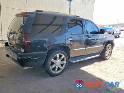 Trzecie zdjęcie samochodu z tyłu: 2007 CADILLAC ESCALADE LUXURY VIN:1GYFK63857R408132 - miniatura
