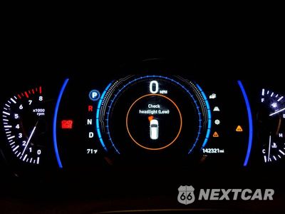 Zdjęcie 9 z 13 samochodu: 2019 HYUNDAI SANTA FE SEL 2.4L VIN:5NMS3CAD1KH074341 - miniatura