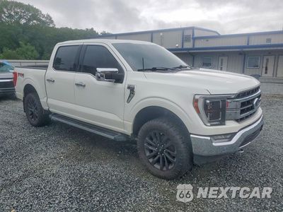 Czwarte zdjęcie samochodu z boku: 2021 FORD F150 SUPERCREW VIN:1FTFW1E59MFB78799 - miniatura