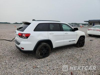 Trzecie zdjęcie samochodu z tyłu: 2018 JEEP GRAND CHEROKEE LAREDO VIN:1C4RJFAG1JC352412 - miniatura