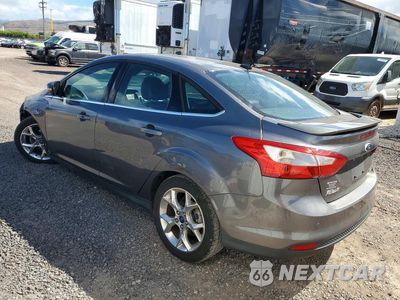 Drugie zdjęcie samochodu z przodu: 2014 FORD FOCUS TITANIUM VIN:1FADP3J22EL427254 - miniatura