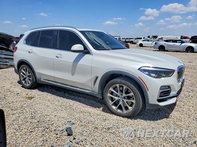Czwarte zdjęcie samochodu z boku: 2019 BMW X5 XDRIVE50I VIN:5UXJU2C55KLN67655 - miniatura