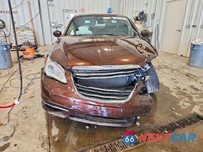 Piąte zdjęcie samochodu w środku: 2013 CHRYSLER 200 TOURING VIN:1C3CCBBB7DN501267 - miniatura