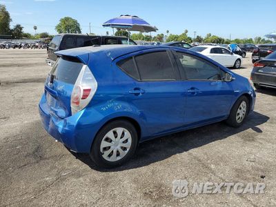 Trzecie zdjęcie samochodu z tyłu: 2013 TOYOTA PRIUS C THREE VIN:JTDKDTB34D1532843 - miniatura