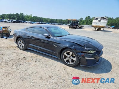Czwarte zdjęcie samochodu z boku: 2020 FORD MUSTANG VIN:1FA6P8TH0L5102742 - miniatura