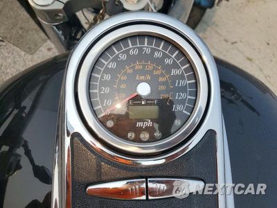 Zdjęcie 7 z 9 samochodu: 2005 SUZUKI C90 VIN:JS1VY52A352105509 - miniatura